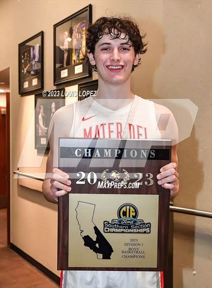 Thumbnail 1 in Etiwanda vs. Mater Dei (CIF SS DIV 1 Championship) photogallery.