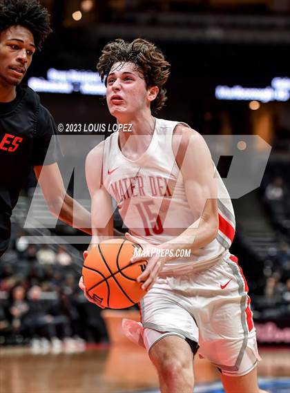 Thumbnail 1 in Etiwanda vs. Mater Dei (CIF SS DIV 1 Championship) photogallery.