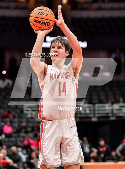 Thumbnail 1 in Etiwanda vs. Mater Dei (CIF SS DIV 1 Championship) photogallery.
