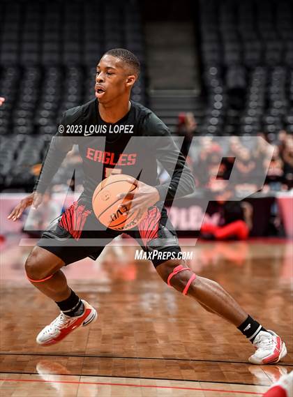 Thumbnail 1 in Etiwanda vs. Mater Dei (CIF SS DIV 1 Championship) photogallery.