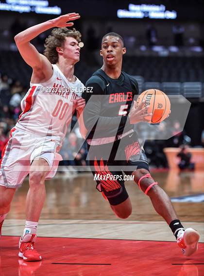 Thumbnail 3 in Etiwanda vs. Mater Dei (CIF SS DIV 1 Championship) photogallery.