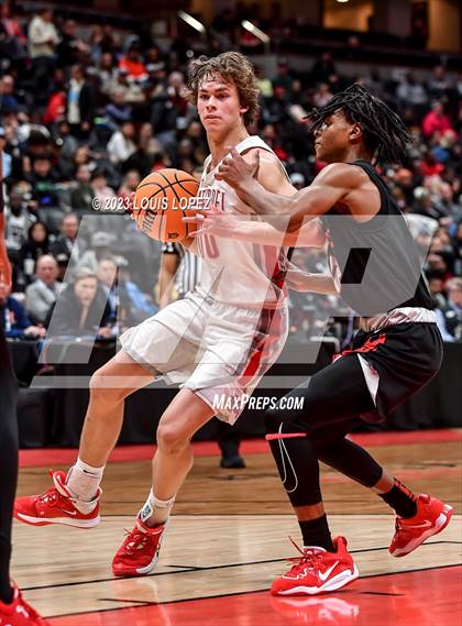 Thumbnail 1 in Etiwanda vs. Mater Dei (CIF SS DIV 1 Championship) photogallery.