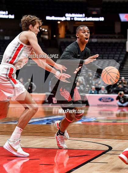 Thumbnail 2 in Etiwanda vs. Mater Dei (CIF SS DIV 1 Championship) photogallery.