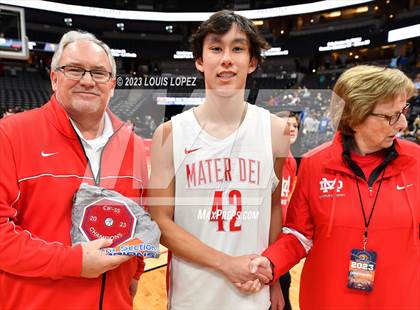 Thumbnail 2 in Etiwanda vs. Mater Dei (CIF SS DIV 1 Championship) photogallery.
