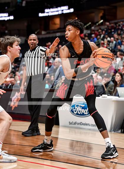 Thumbnail 1 in Etiwanda vs. Mater Dei (CIF SS DIV 1 Championship) photogallery.