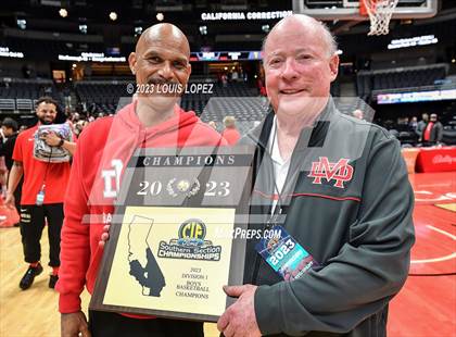 Thumbnail 3 in Etiwanda vs. Mater Dei (CIF SS DIV 1 Championship) photogallery.