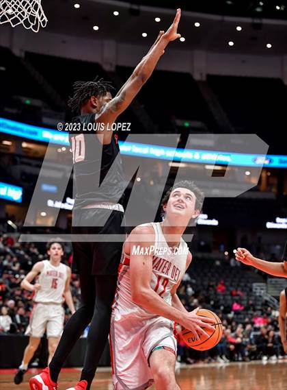 Thumbnail 3 in Etiwanda vs. Mater Dei (CIF SS DIV 1 Championship) photogallery.
