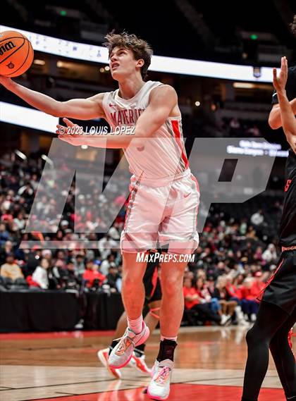 Thumbnail 1 in Etiwanda vs. Mater Dei (CIF SS DIV 1 Championship) photogallery.