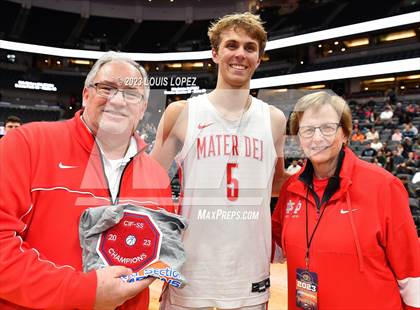 Thumbnail 3 in Etiwanda vs. Mater Dei (CIF SS DIV 1 Championship) photogallery.