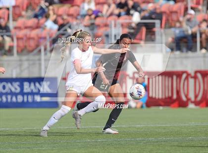 Thumbnail 2 in Lone Peak vs. Davis (UHSAA 6A Final) photogallery.