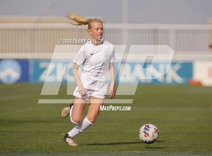 Thumbnail 1 in Lone Peak vs. Davis (UHSAA 6A Final) photogallery.