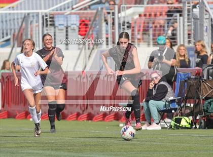 Thumbnail 3 in Lone Peak vs. Davis (UHSAA 6A Final) photogallery.