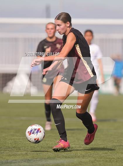Thumbnail 1 in Lone Peak vs. Davis (UHSAA 6A Final) photogallery.