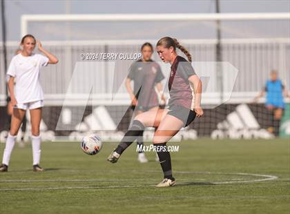 Thumbnail 2 in Lone Peak vs. Davis (UHSAA 6A Final) photogallery.