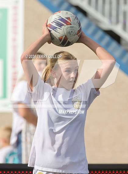 Thumbnail 3 in Lone Peak vs. Davis (UHSAA 6A Final) photogallery.