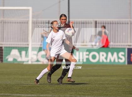 Thumbnail 1 in Lone Peak vs. Davis (UHSAA 6A Final) photogallery.