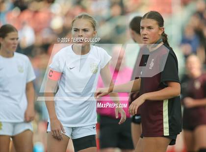 Thumbnail 3 in Lone Peak vs. Davis (UHSAA 6A Final) photogallery.