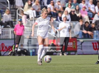 Thumbnail 2 in Lone Peak vs. Davis (UHSAA 6A Final) photogallery.
