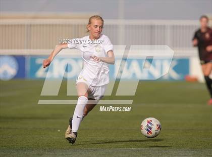 Thumbnail 3 in Lone Peak vs. Davis (UHSAA 6A Final) photogallery.