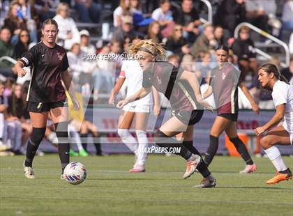 Thumbnail 2 in Lone Peak vs. Davis (UHSAA 6A Final) photogallery.