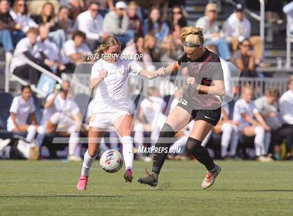 Thumbnail 3 in Lone Peak vs. Davis (UHSAA 6A Final) photogallery.