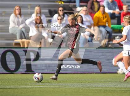 Thumbnail 2 in Lone Peak vs. Davis (UHSAA 6A Final) photogallery.