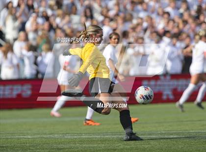 Thumbnail 2 in Lone Peak vs. Davis (UHSAA 6A Final) photogallery.