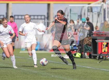 Thumbnail 2 in Lone Peak vs. Davis (UHSAA 6A Final) photogallery.
