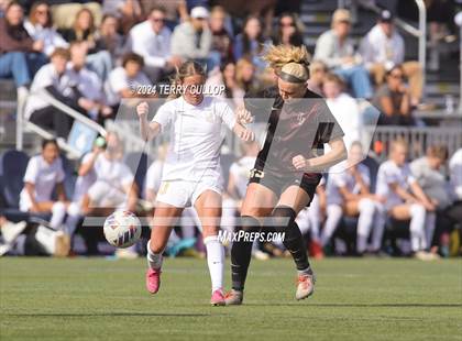 Thumbnail 1 in Lone Peak vs. Davis (UHSAA 6A Final) photogallery.