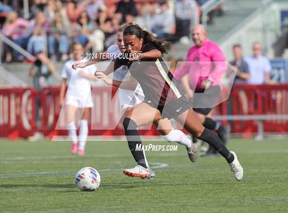 Thumbnail 3 in Lone Peak vs. Davis (UHSAA 6A Final) photogallery.