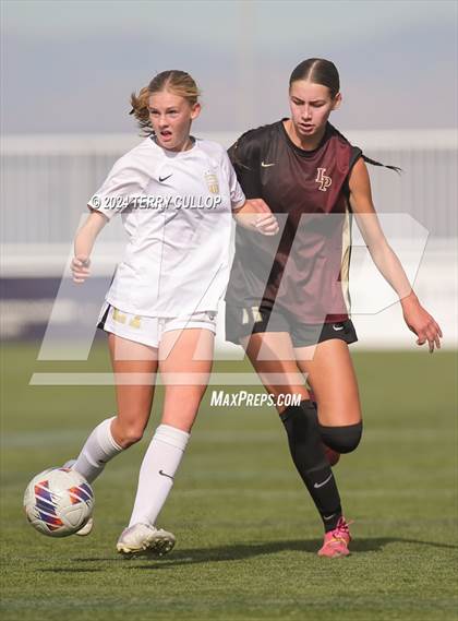 Thumbnail 2 in Lone Peak vs. Davis (UHSAA 6A Final) photogallery.