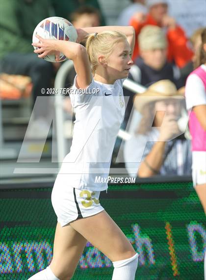 Thumbnail 3 in Lone Peak vs. Davis (UHSAA 6A Final) photogallery.