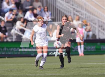 Thumbnail 2 in Lone Peak vs. Davis (UHSAA 6A Final) photogallery.