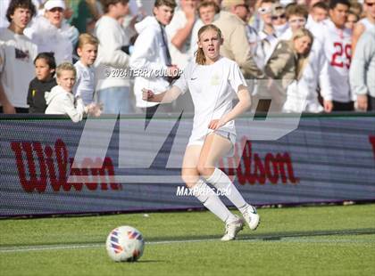Thumbnail 3 in Lone Peak vs. Davis (UHSAA 6A Final) photogallery.