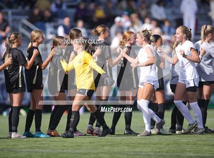 Thumbnail 3 in Lone Peak vs. Davis (UHSAA 6A Final) photogallery.