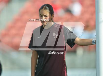 Thumbnail 2 in Lone Peak vs. Davis (UHSAA 6A Final) photogallery.