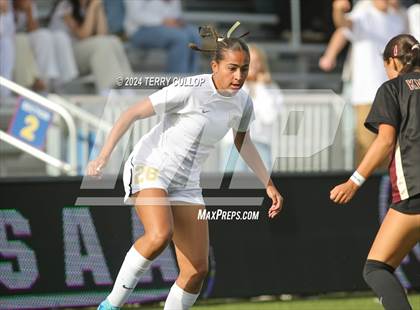 Thumbnail 2 in Lone Peak vs. Davis (UHSAA 6A Final) photogallery.