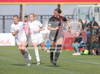 Thumbnail 3 in Lone Peak vs. Davis (UHSAA 6A Final) photogallery.
