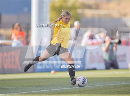 Thumbnail 2 in Lone Peak vs. Davis (UHSAA 6A Final) photogallery.