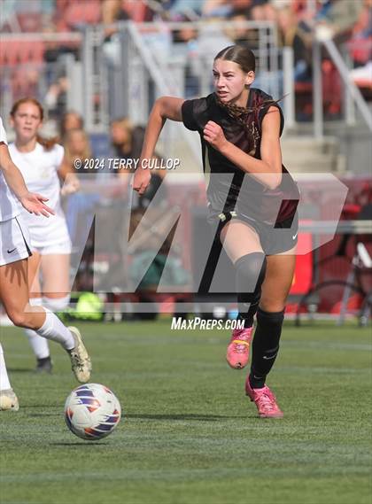 Thumbnail 2 in Lone Peak vs. Davis (UHSAA 6A Final) photogallery.