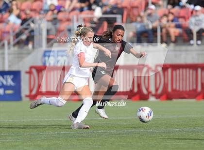 Thumbnail 1 in Lone Peak vs. Davis (UHSAA 6A Final) photogallery.