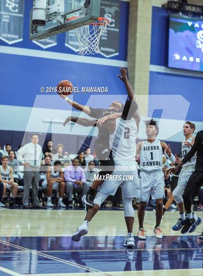 Thumbnail 3 in Sierra Canyon vs  Alemany (Sierra Canyon Invitational)  photogallery.