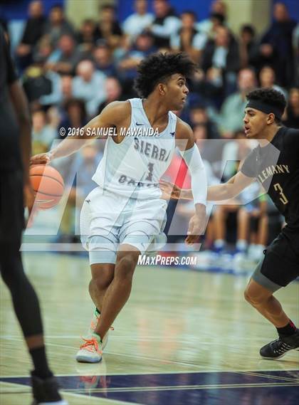 Thumbnail 3 in Sierra Canyon vs  Alemany (Sierra Canyon Invitational)  photogallery.