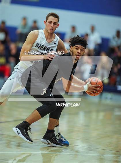 Thumbnail 3 in Sierra Canyon vs  Alemany (Sierra Canyon Invitational)  photogallery.