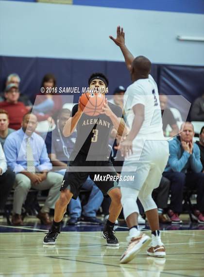 Thumbnail 3 in Sierra Canyon vs  Alemany (Sierra Canyon Invitational)  photogallery.