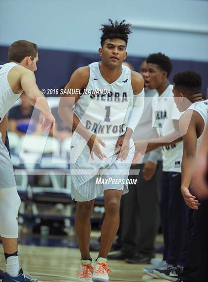 Thumbnail 3 in Sierra Canyon vs  Alemany (Sierra Canyon Invitational)  photogallery.