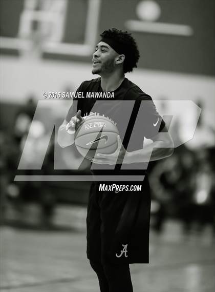 Thumbnail 1 in Sierra Canyon vs  Alemany (Sierra Canyon Invitational)  photogallery.