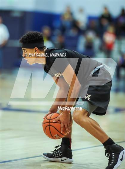 Thumbnail 3 in Sierra Canyon vs  Alemany (Sierra Canyon Invitational)  photogallery.