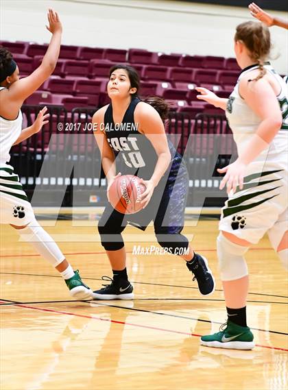 Thumbnail 3 in Weslaco East vs Brenham (NEISD Invitational) photogallery.