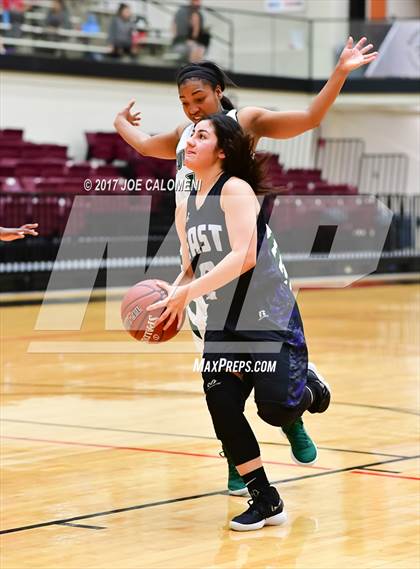 Thumbnail 3 in Weslaco East vs Brenham (NEISD Invitational) photogallery.